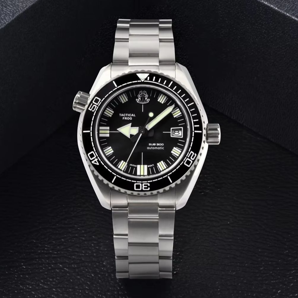 タクティカルフロッグ新しいメンズ自動腕時計 41 ミリメート - Titanium Sport Watch のレビューと価格