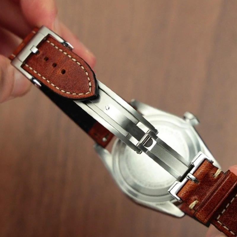 新しい高級デプロイアントクラスプ 16 ミリメートル 18  - Luxury Watch Cartier のレビューと価格