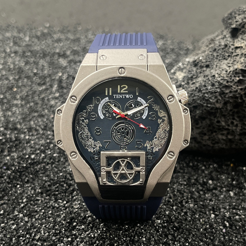 新しいファッション高級トップマン軍事スポーツシリコーン腕時計 - Luxury Watch Store のレビューと価格
