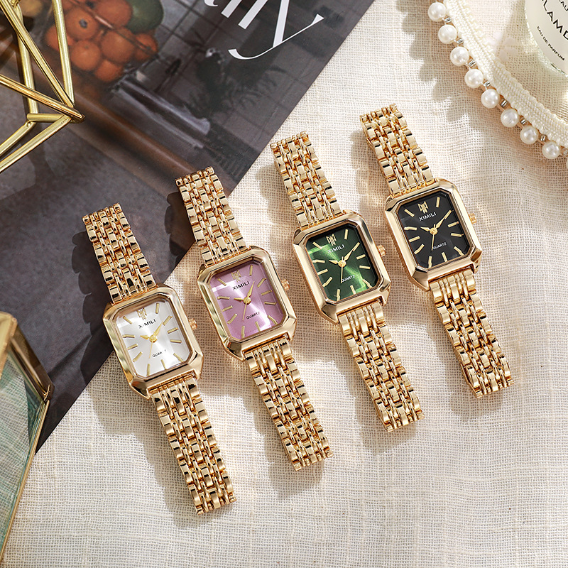 女性と女の子のための長方形のスチールバンドクォーツ時計、女性 - Ladies Luxury Watch のレビューと価格