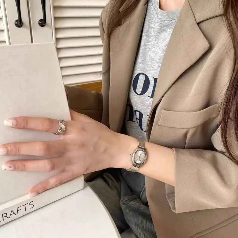 小さなオーバルダイヤルグリーン腕時計シンプルなステンレス鋼レ - Ladies Luxury Watch のレビューと価格