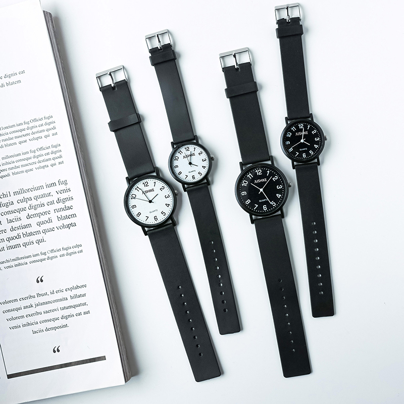 シンプルなブラックウォッチクォーツ時計女性用シリコンストラッ - Ladies Luxury Watch のレビューと価格